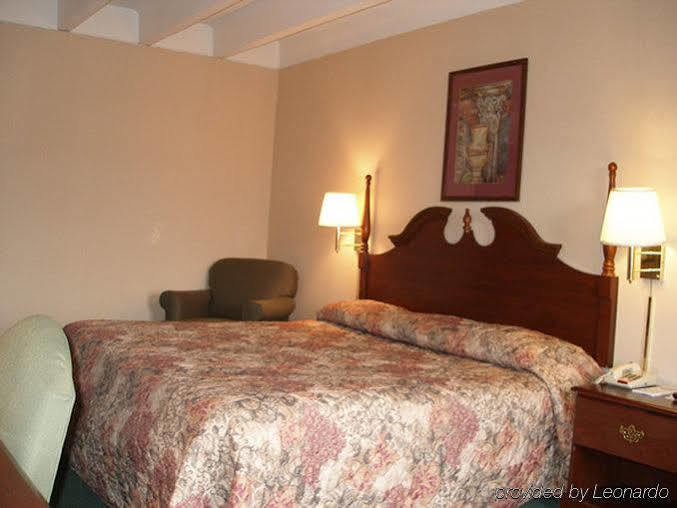 Scottish Inns Morristown Rum bild